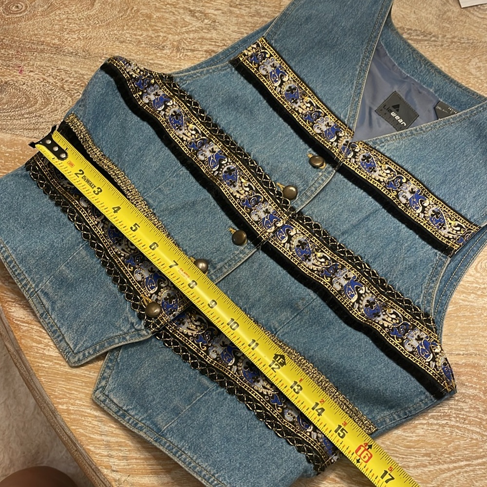 Vintage Liz Wear Embroidered Floral Denim Vest - Picture 4 of 6